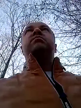 Snapshot of Luceriusbigass chatting on November 7, 2025, 11:21 am Luceriusbigass online show from November 7, 2025, 11:21 am