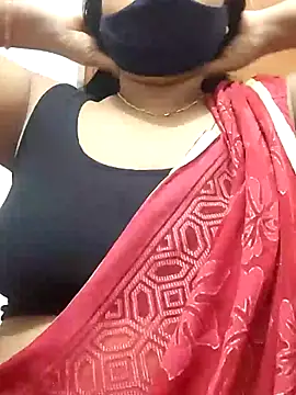 Snapshot of Siya88dev chatting on July 31, 2026, 3:44 pm Siya88dev online show from July 31, 2026, 3:44 pm