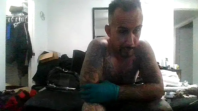 tenser59 online show from April 12, 2026, 7:57 am