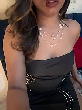 sexy-sukritii online show from July 25, 2026, 5:10 pm