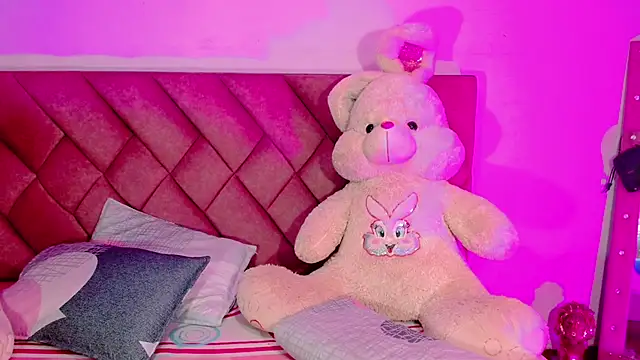 sammy sweetxx online show from June 5, 2026, 7:58 am