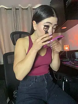 AMBERBUNNY  online show from June 25, 2026, 1:48 pm
