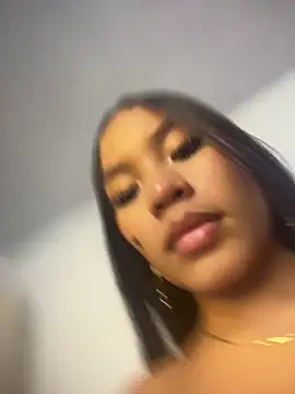 Snapshot of pocahontasbaby_ chatting on May 22, 2026, 4:41 am pocahontasbaby online show from May 22, 2026, 4:41 am