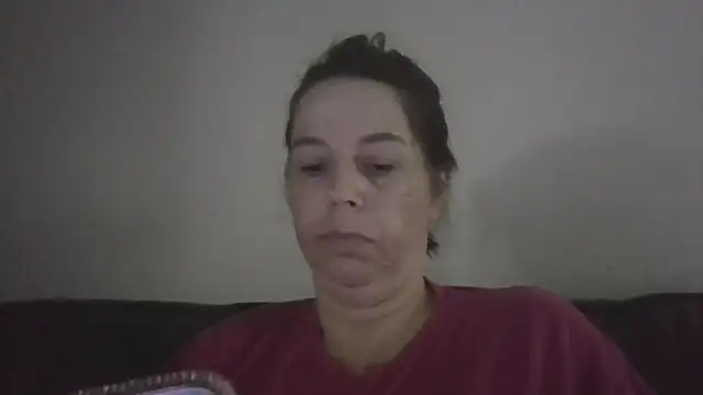 lily1982 online show from May 17, 2026, 4:14 pm