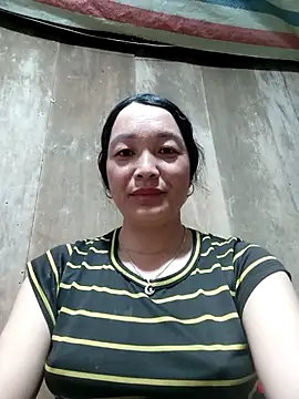 vanlucky2 online show from April 22, 2026, 11:12 am