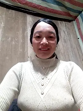 vanlucky2 online show from April 26, 2026, 9:45 pm