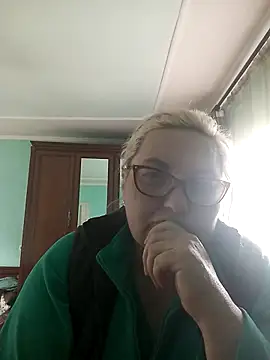 AureliaSky598 online show from April 26, 2026, 11:52 am