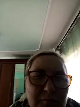 AureliaSky598 online show from May 16, 2026, 12:04 pm