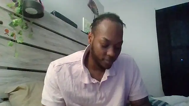 Snapshot of zdaddymm chatting on April 12, 2026, 11:21 pm zdaddymm online show from April 12, 2026, 11:21 pm