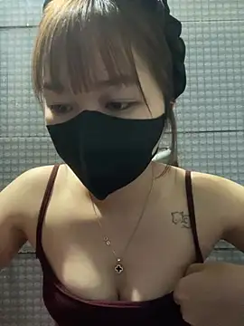 Snapshot of Cherry_Cherry09 chatting on April 13, 2026, 5:07 pm Cherry Cherry09 online show from April 13, 2026, 5:07 pm