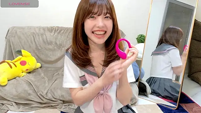  tsukichan online show from April 13, 2026, 2:50 am