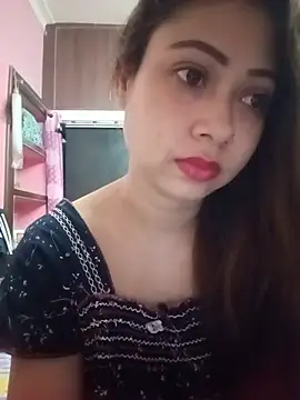 Snapshot of Hot_Soniya_08 chatting on July 4, 2026, 6:19 am Hot Soniya 08 online show from July 4, 2026, 6:19 am