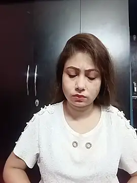 Snapshot of Hot_Soniya_08 chatting on July 9, 2026, 9:46 am Hot Soniya 08 online show from July 9, 2026, 9:46 am