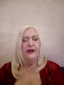 Julia20X online show from April 28, 2026, 9:03 am