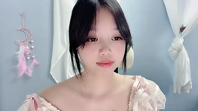 Xiaoqing00 online show from June 27, 2026, 4:39 am