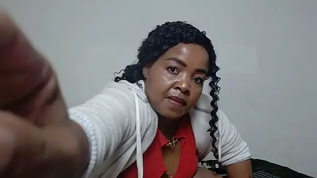 CaramelBaddie16 online show from June 18, 2026, 11:09 pm