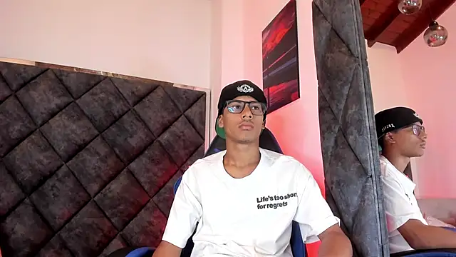 LiamKron online show from July 12, 2026, 11:34 am