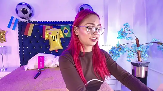 Amelie adams online show from June 27, 2026, 11:26 am