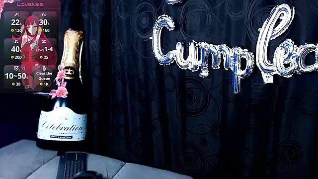 KiomyVamp online show from July 21, 2026, 4:42 pm