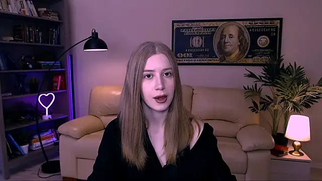 cheeky chick online show from May 16, 2026, 1:43 pm