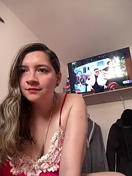 belucci vale online show from April 14, 2026, 2:45 pm