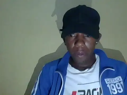 Snapshot of lesedilesedi2025 chatting on June 1, 2026, 7:59 pm lesedilesedi2025 online show from June 1, 2026, 7:59 pm