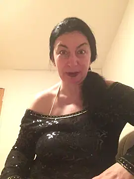 Lizzaa80 online show from May 11, 2026, 9:01 pm