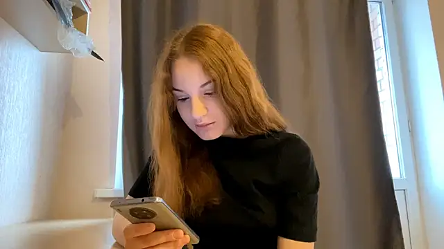  StillHeart  online show from April 11, 2026, 6:29 am