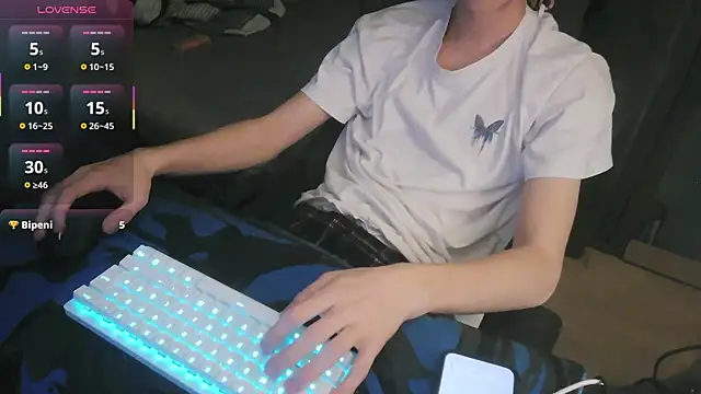 Theo19cmgerman online show from April 12, 2026, 3:39 pm