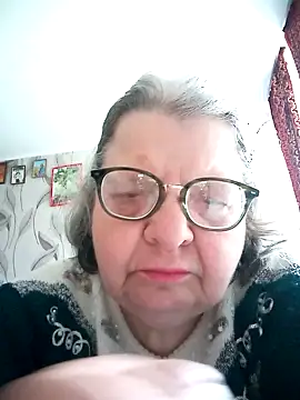 MartaMia68 online show from May 13, 2026, 9:06 am