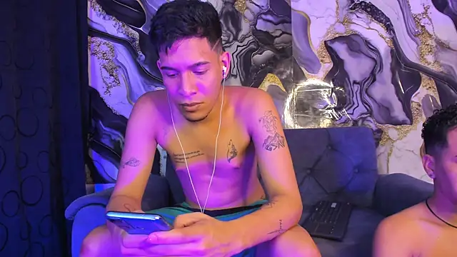 Mateo and Jose online show from May 10, 2026, 4:28 am
