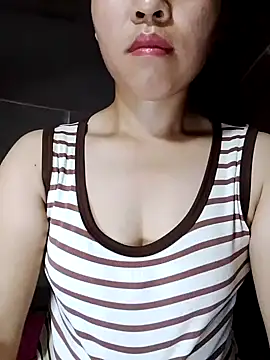 Lucy168 online show from April 15, 2026, 7:26 am