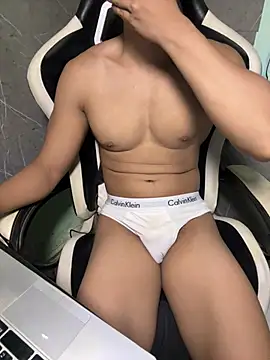 Snapshot of Paulo-jor chatting on April 14, 2026, 2:17 am Paulo-jor online show from April 14, 2026, 2:17 am