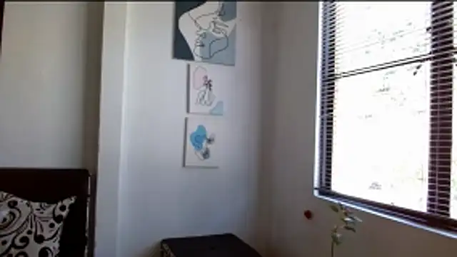 alisonnturbay online show from May 9, 2026, 2:33 pm