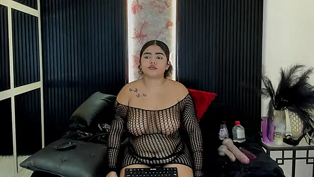 Snapshot of AlanaVelascos chatting on July 8, 2026, 7:18 pm AlanaVelascos online show from July 8, 2026, 7:18 pm
