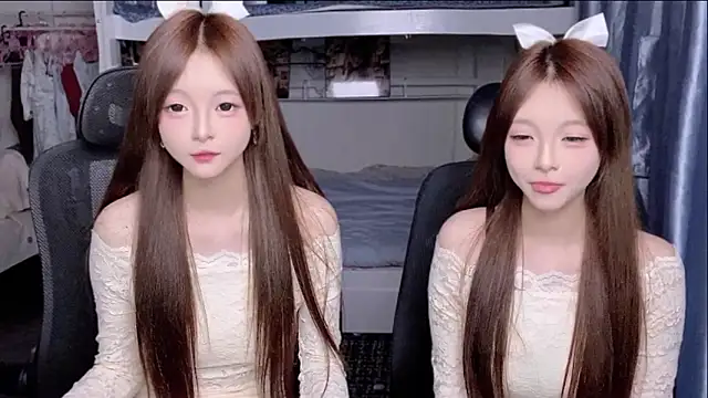 xiaoqiao-daqiao online show from June 2, 2026, 7:38 pm