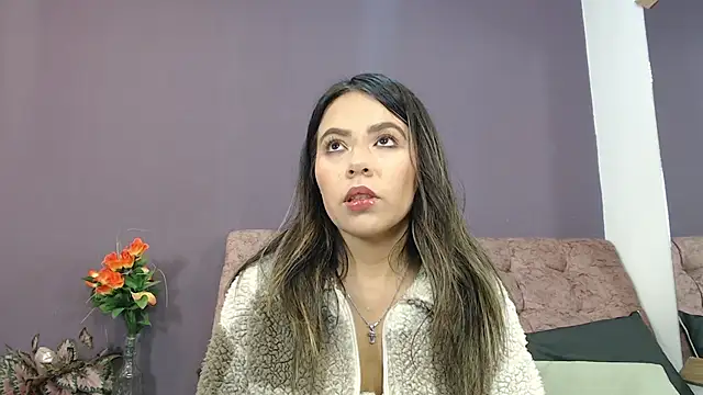 SalomeMartinez  online show from July 8, 2026, 12:42 pm