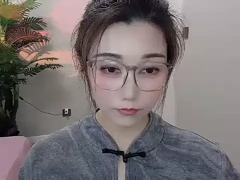 Yunxi- online show from April 14, 2026, 12:55 pm