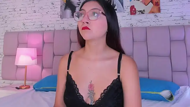 Snapshot of AshleeyRoberts chatting on May 10, 2026, 1:16 pm AshleeyRoberts online show from May 10, 2026, 1:16 pm