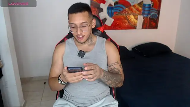 Andymanfit online show from April 11, 2026, 10:25 pm