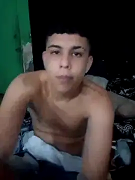 Jacobb hott96 online show from May 13, 2026, 1:03 am