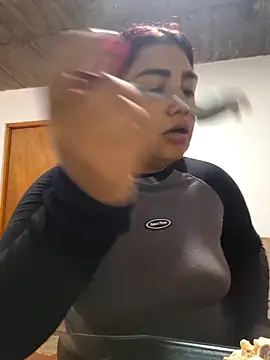 lucyheart 8 online show from April 17, 2026, 9:51 pm