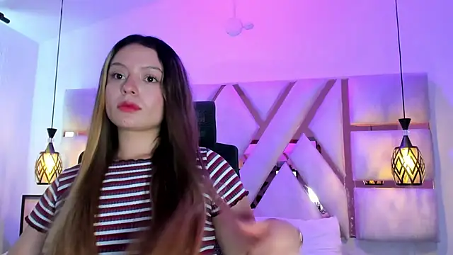 giigii hadidd online show from April 22, 2026, 7:48 pm