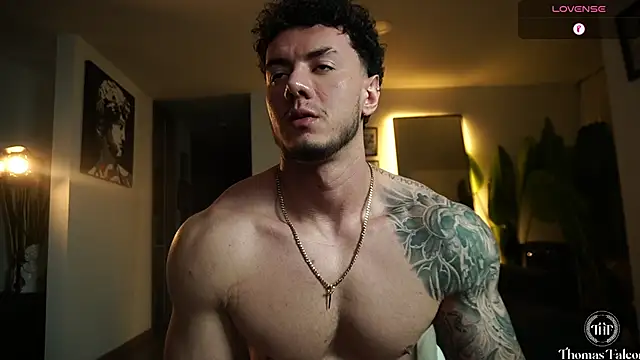 Thomas Falcon1 online show from April 11, 2026, 11:31 pm