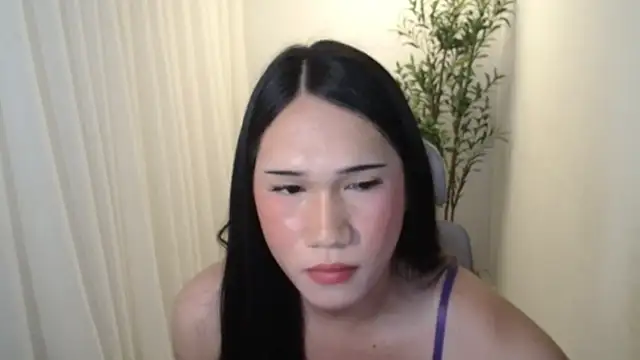 Snapshot of XiaOnAir chatting on July 4, 2026, 4:13 pm XiaOnAir online show from July 4, 2026, 4:13 pm