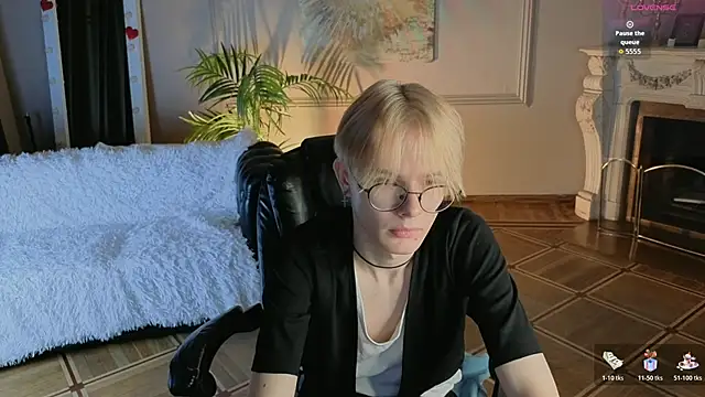 Snapshot of Liam_Blair chatting on April 26, 2026, 5:38 am Liam Blair online show from April 26, 2026, 5:38 am