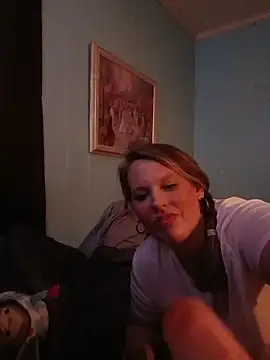 BOUNCYdddBRE online show from April 27, 2026, 5:49 am