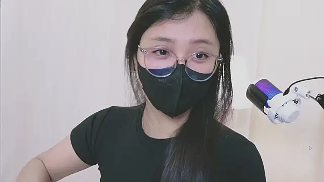 Chan Chann online show from April 19, 2026, 2:11 am