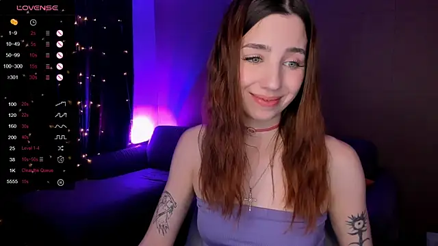 CharliGrace  online show from April 25, 2026, 1:41 pm
