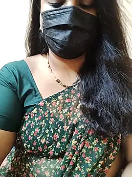 Stephaniee27 online show from May 23, 2026, 8:29 am